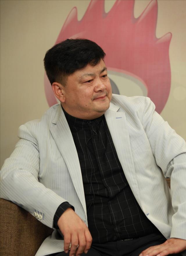 洪剑涛|演员冉志娟:为洪剑涛放弃事业回归家庭,一家三口幸福甜蜜