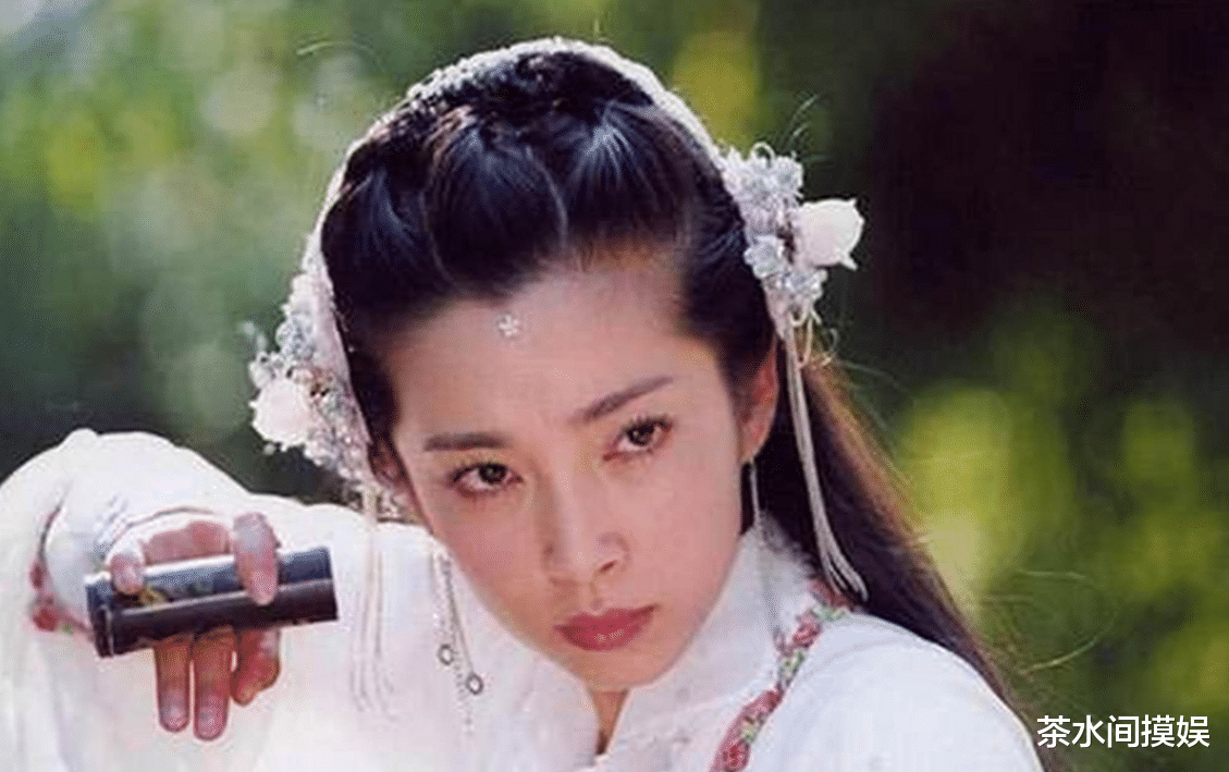 吴京|同样是演狐狸,刘诗诗像花妖,李冰冰造型老气,周迅的最真实