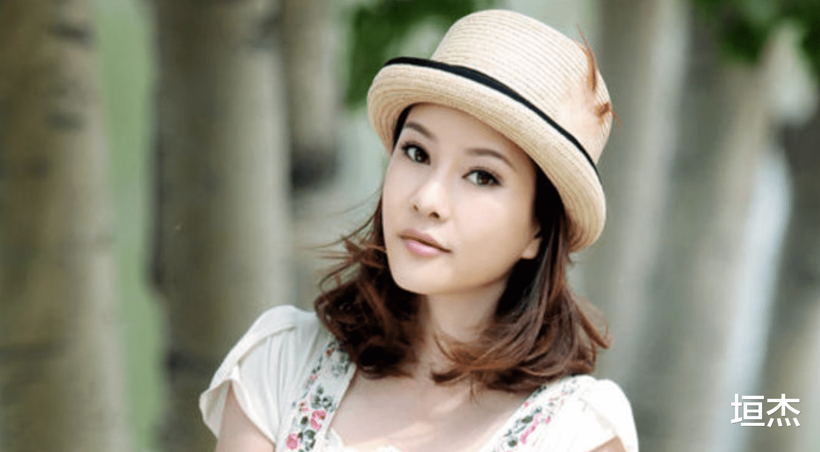 侯耀文|侯耀文去世15年后，前妻和哥哥的做法令人心寒