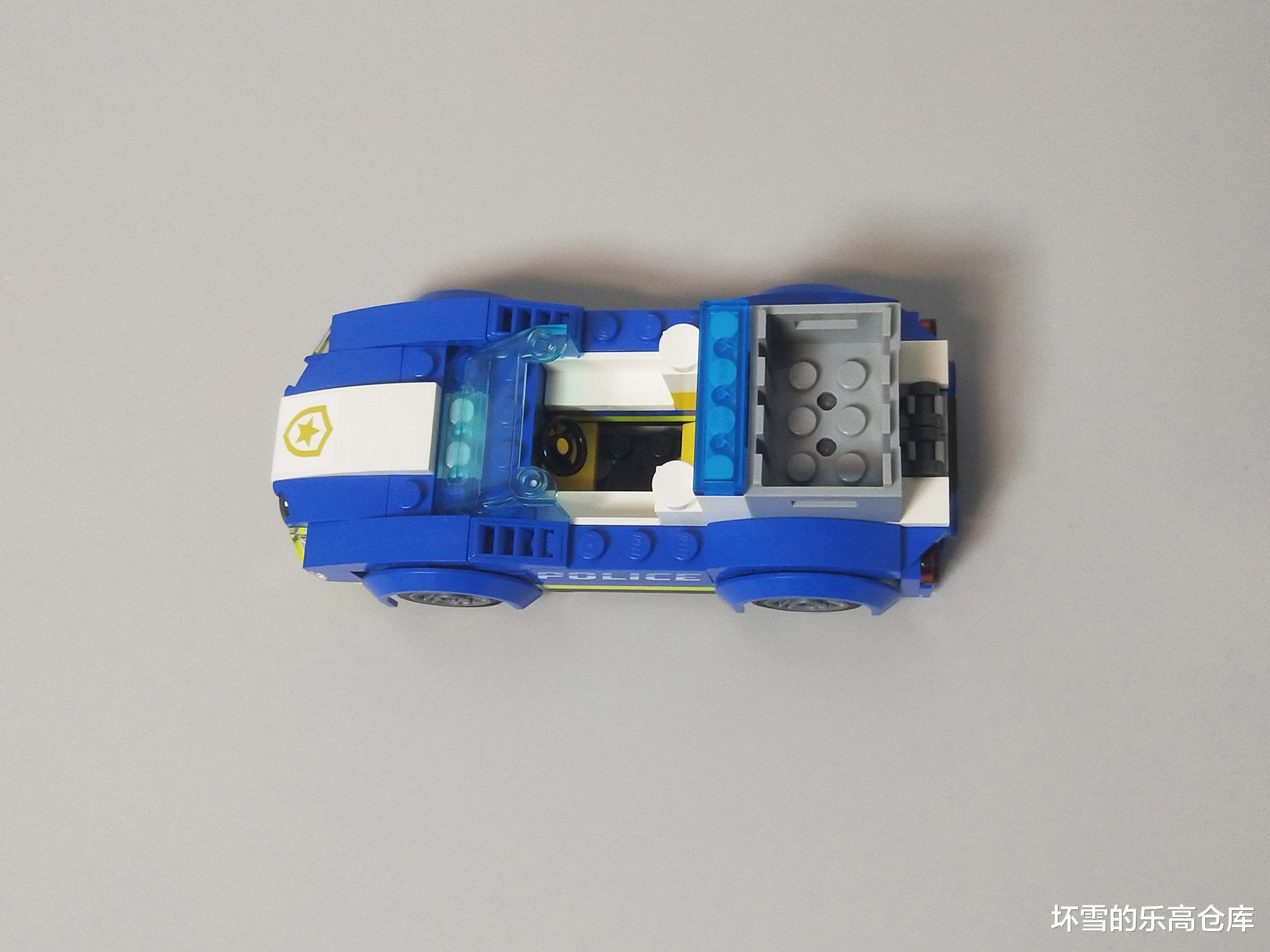 乐高警察故事一,追击冰淇淋车大盗,看我铁蒺藜立大功