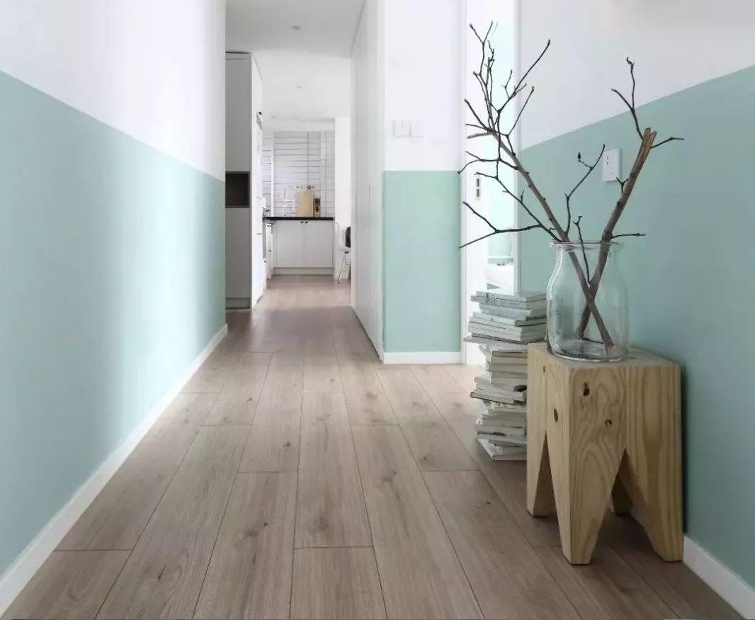 别再用落伍的大白墙了!设计师都在用半墙设计,符合中国人的审美