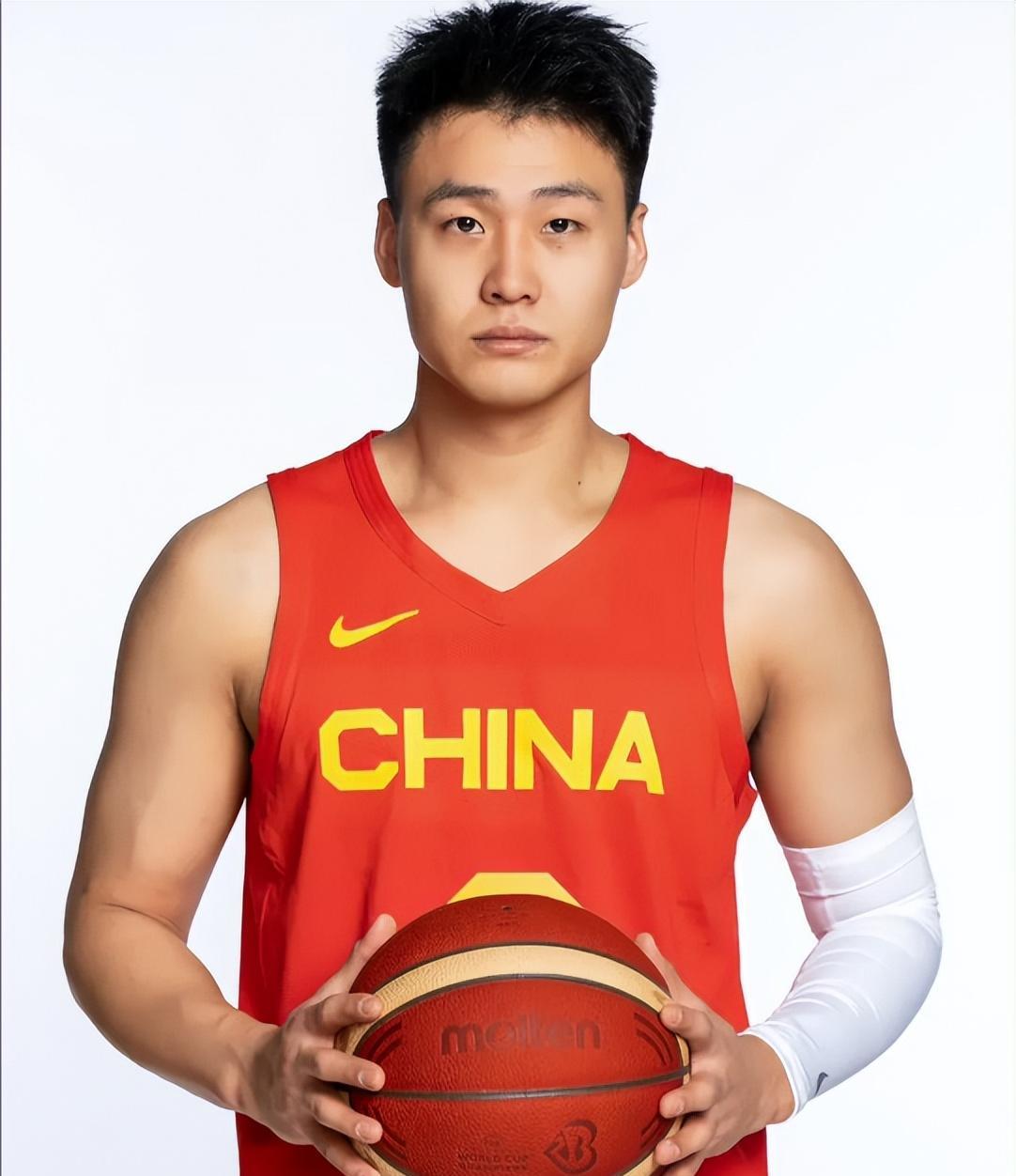 各位看官,上面有你喜欢的帅哥吗?