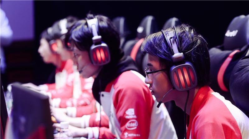 edg战队|5本主角是游戏职业选手的小说，职业主播，兼职职业