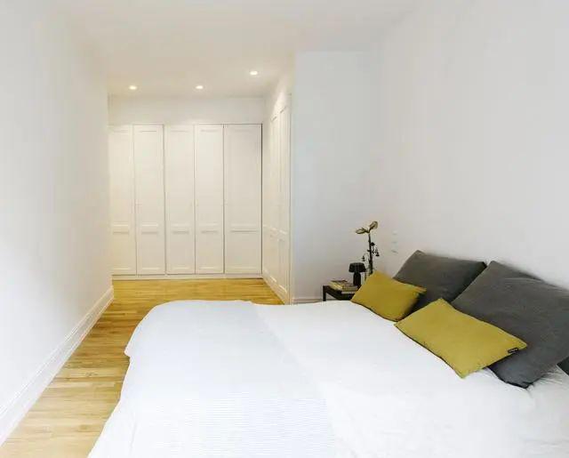 拆迁分了2套房,成暴发户住150㎡大平层,光刷白墙还能在小区火了