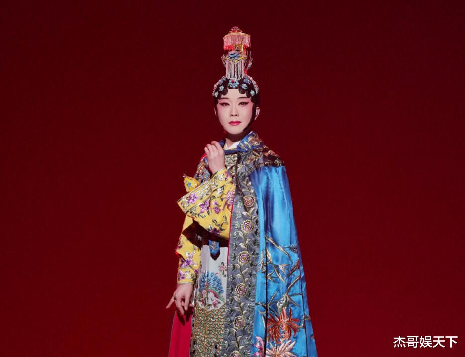 音乐节|《闪光乐队》金属兔凭啥赢？因为只有他们把时间轴和赛制玩明白了