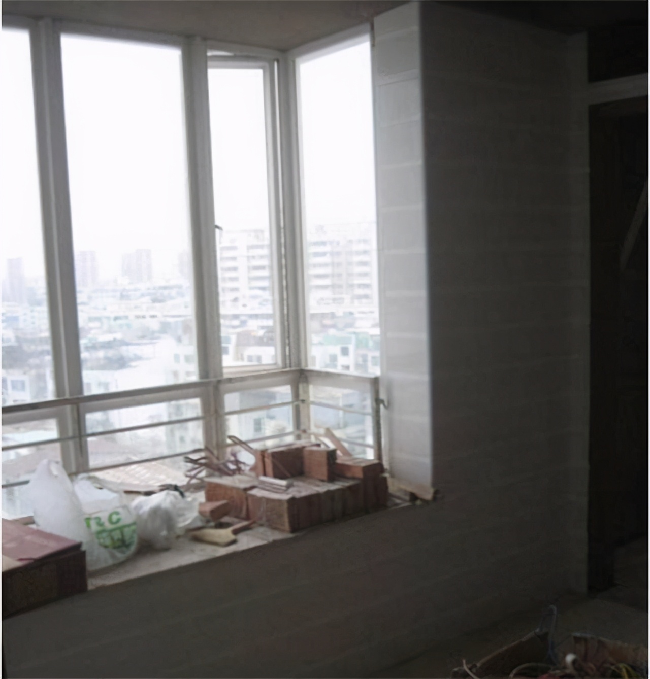 越来越多人都不做飘窗了,现在都这样装,实用又好看