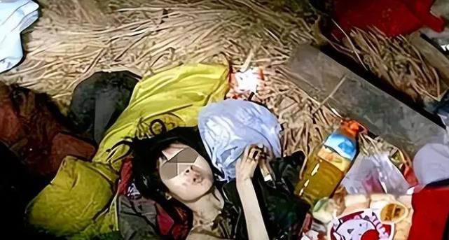 湖北一18岁校花早恋怀孕,被母亲关地窖5年,解救时身无片布 纪实