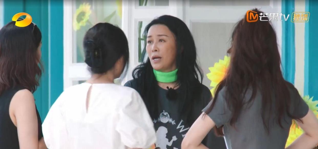 那英|《中餐厅6》贵到离谱难接受,西瓜50元一个,黑天鹅甜品68元一盘