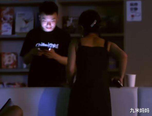 梁海源|梁海源和kid高票被淘汰,步惊云115票晋级,《脱口秀大会》改改吧