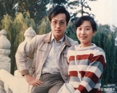 罗京|罗京去世11年，葬礼哭到昏厥的妻子，守寡8年后转头改嫁富商