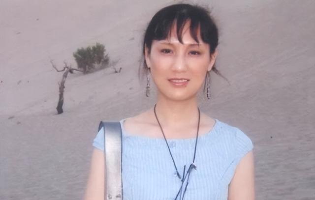 杨贵妃|无儿无女的李建群,与著名导演同居27年不结婚,临终后悔让人泪崩