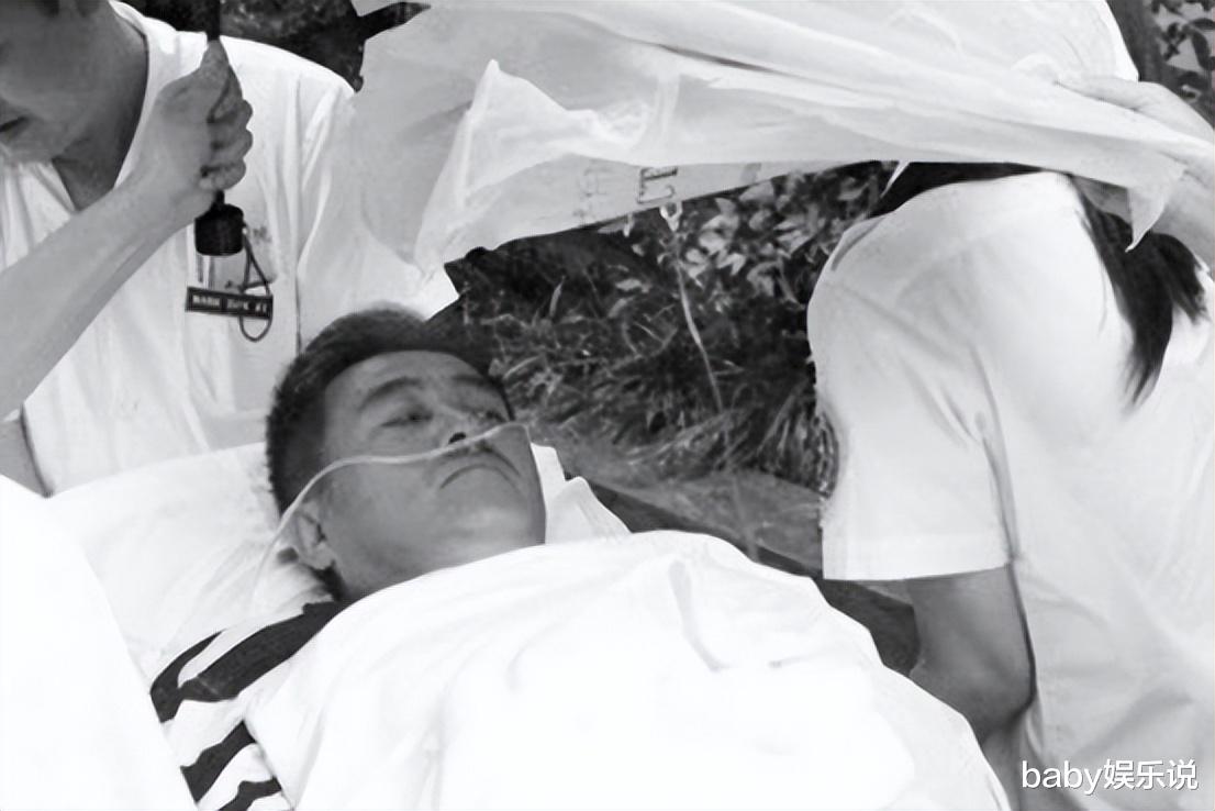 唐鉴军|“赵本山接班人”唐鉴军：走红后拒绝抛弃不孕妻子，如今苦尽甘来