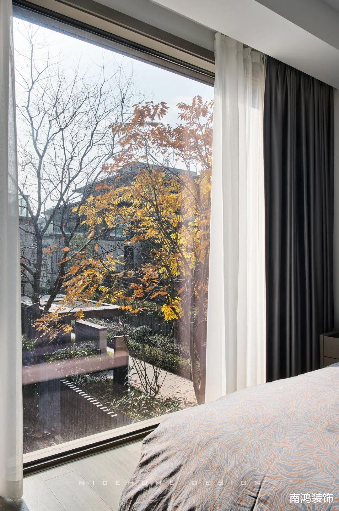 143㎡现代风排屋,灰色外壳下的精致与舒适