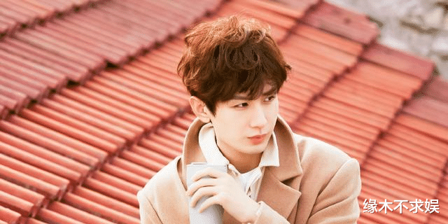 成毅|31岁成毅《底线》路透，新剧挑战新发型，风格不同帅气依旧