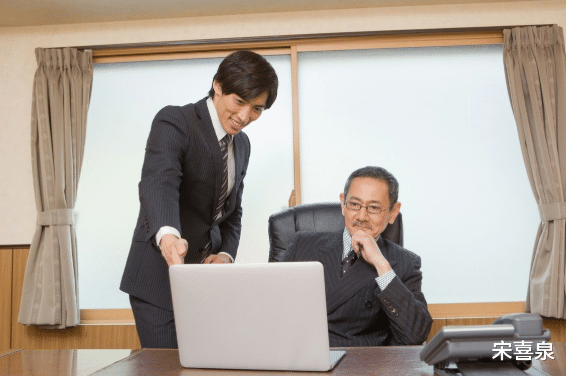 穿衣搭配|如何让领导更加信任你？