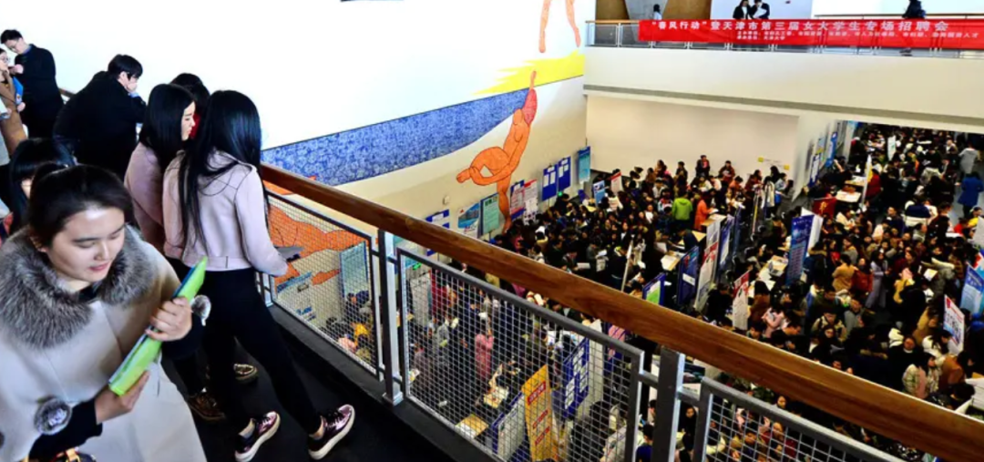 属马|时代剧变！可怕的“青年危机”已来临