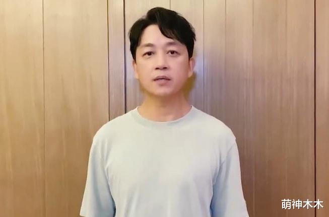 潘粤明减肥大半年效果如何?状态反复多变,最新视频脸也垮了
