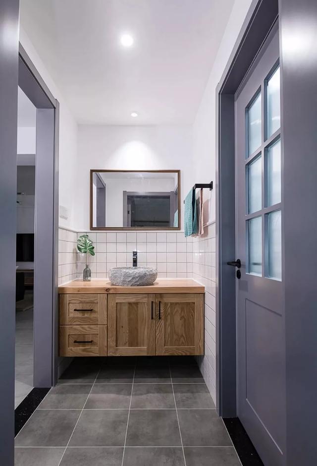 卫生间|将洗漱台外移,不仅实现了干湿分离,也提高了使用效果