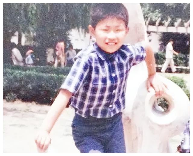 赵亮|“太监专业户”赵亮：卖鸡亏本千万也不放弃，他到底图什么？