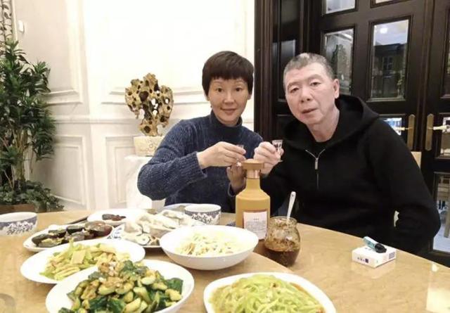 冯小刚|冯小刚移民：请冯小刚滚出中国娱乐圈！