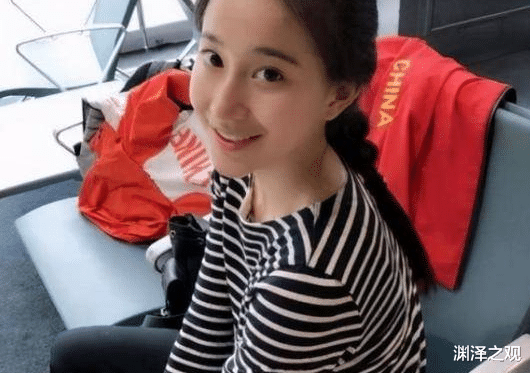 冯晓琴|她靠一张挺胸照走红，却发育过快被迫退役，拒绝进娱乐圈去做教练