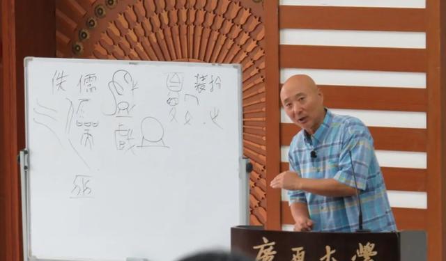 小品|春晚小品为什么不好笑了？赵丽蓉赵本山陈佩斯等老艺术家好在哪？