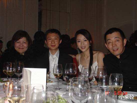 章家瑞|“神秘导演与清纯女明星”的瓜!