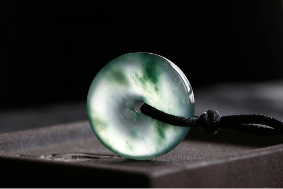 翡翠|想买翡翠但是又不知道该怎么选？一篇入门文章教你认清种水色