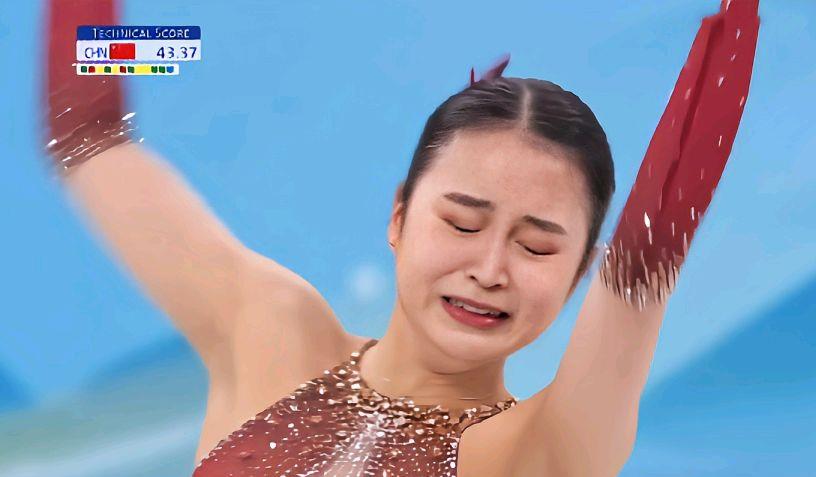 朱易|朱易再度泪洒冬奥赛场！花滑团体奖牌归属已定，K宝上演三个四周跳