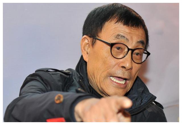 方进新|陈松伶:遭三重打击抑郁,嫁小8岁演员张铎,如今苦尽甘来终无悔