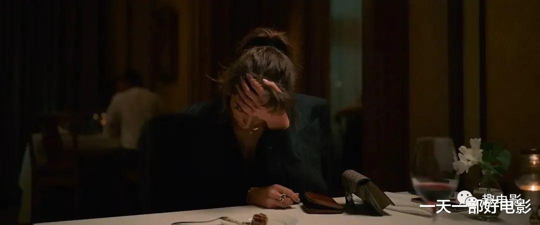 张小泉|比黄渤敢拍、比国产大胆,戛纳最佳影片《悲情三角》