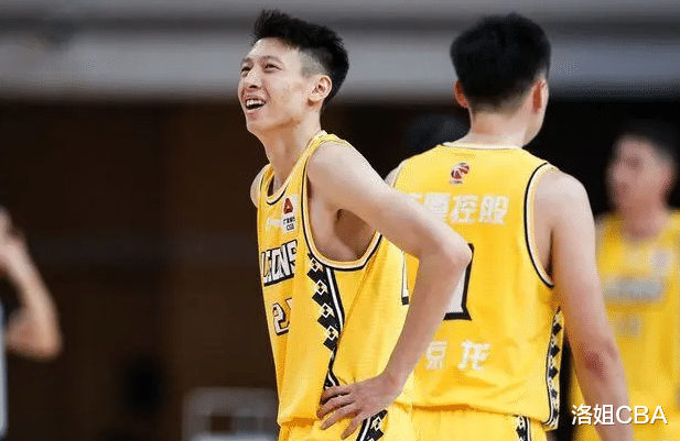 山东男篮|CBA三消息：山东喜签两位小将，李玮颢赴集训队，广厦赢球靠防守
