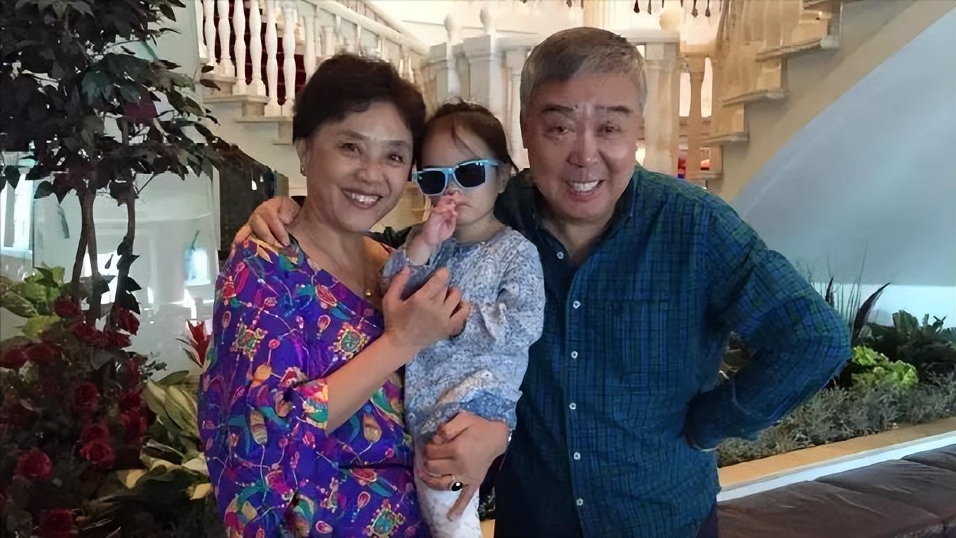 师胜杰:1天喝1斤多,不听妻子劝告戒酒,后半生让妻子黯然流泪