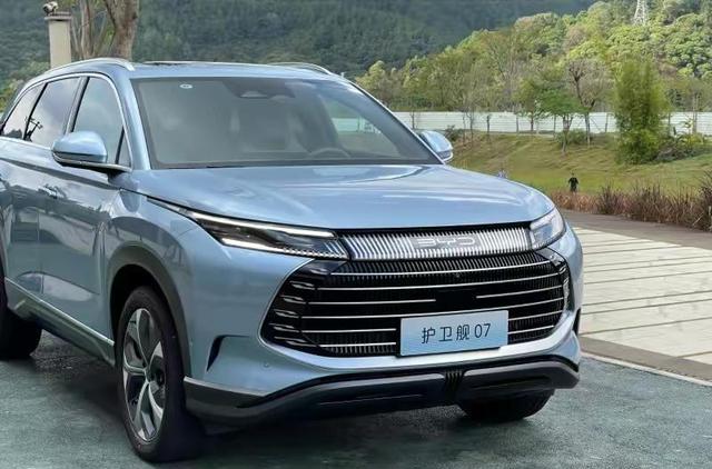 吉利星越L增程版上市,实力碾压唐DMi,续航1400km,仅23.97万起售