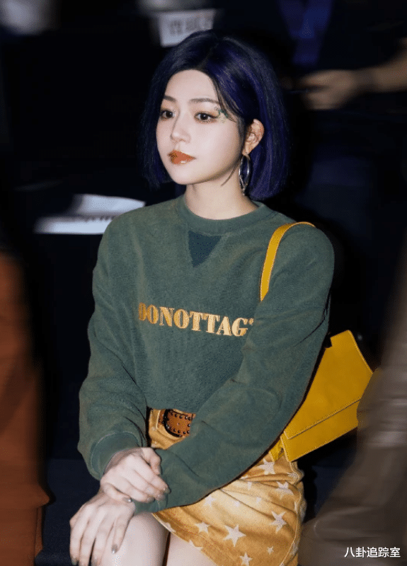 姜潮|明星带娃变阴谋论？姜潮晒陈晓儿子正脸，随后删贴发自己女儿照片