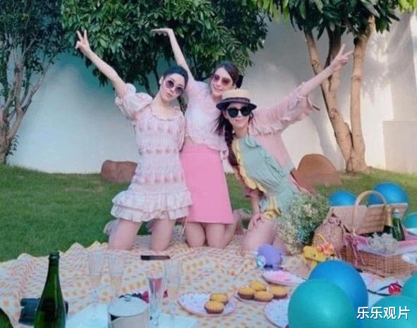 天王嫂|天王嫂培训班事件升级：成员曝光交易实情，目标群体包括男明星