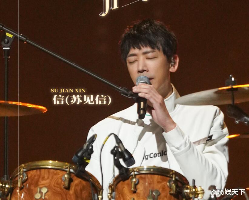 闪光的乐队|模仿的赛制让人喜欢，原创的让人反感，《闪光的乐队》又火又尴尬