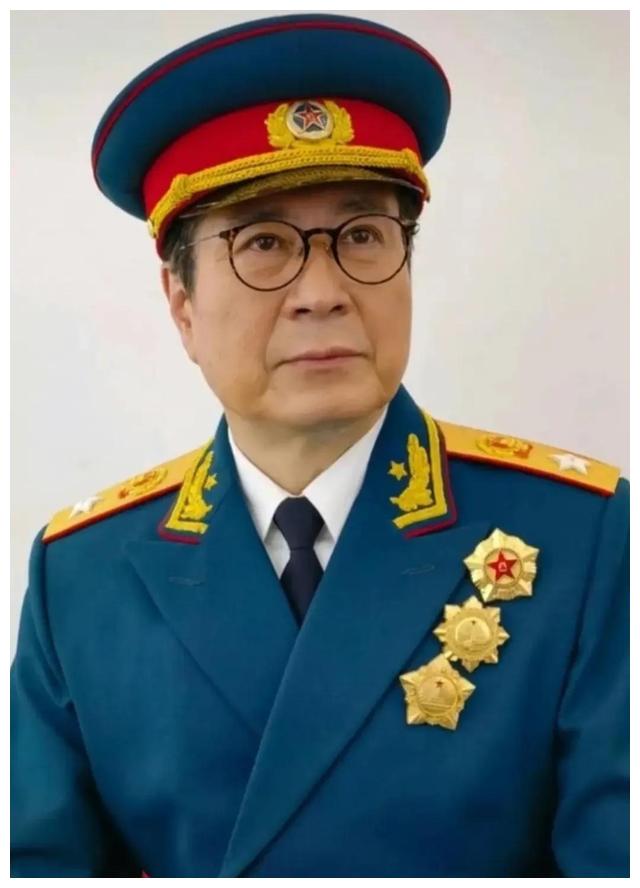 |许文广饰演的周恩来形神俱灭，难道没有演员了吗？