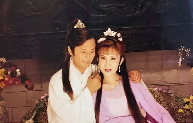 正午阳光|颜值太低别演“美人出浴”!有人一眼万年,有人想把她按水里