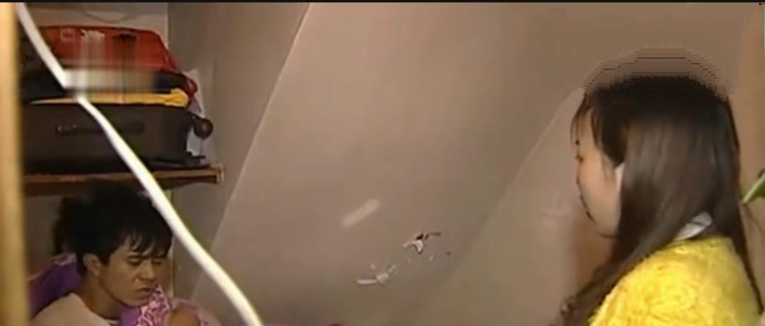 女子生下3胎男友不领证,讨要说法时撞见不堪一幕:她不配做母亲