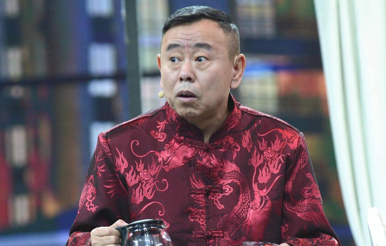 潘长江|北京卫视春晚的三位曲艺界名人：潘长江、周炜、何云伟