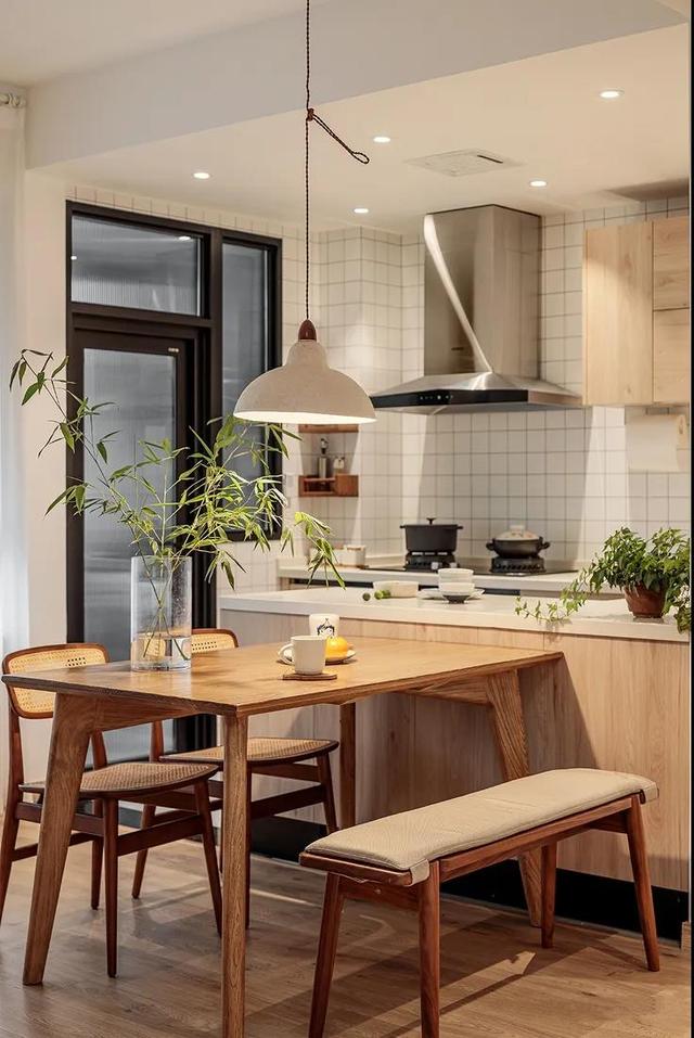 等买房了，我也要学她家这样打柜子，实用又好看，没有一丝俗气！