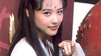 周海媚|美人周海媚：意外落选港姐不妨碍大红，身体康复后定居在大陆