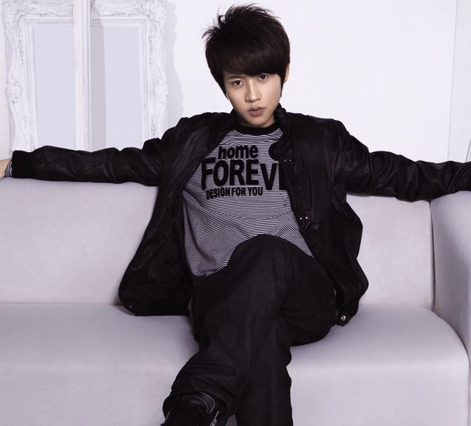 魏晨|他曾是“顶流偶像小生”，却因作死被封杀，如今36岁终于事业有成