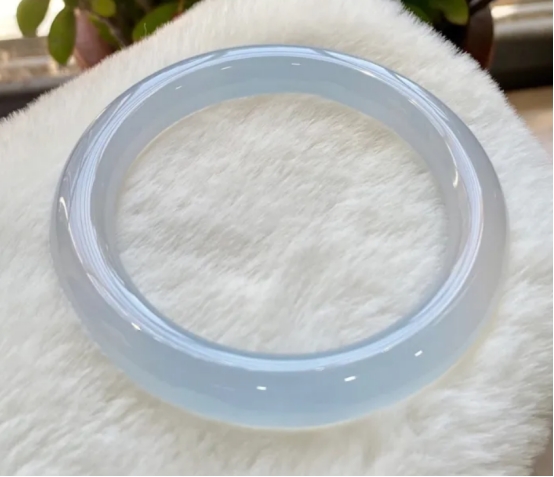 |翠轩一品-盘点那些诱人的翡翠价格陷阱