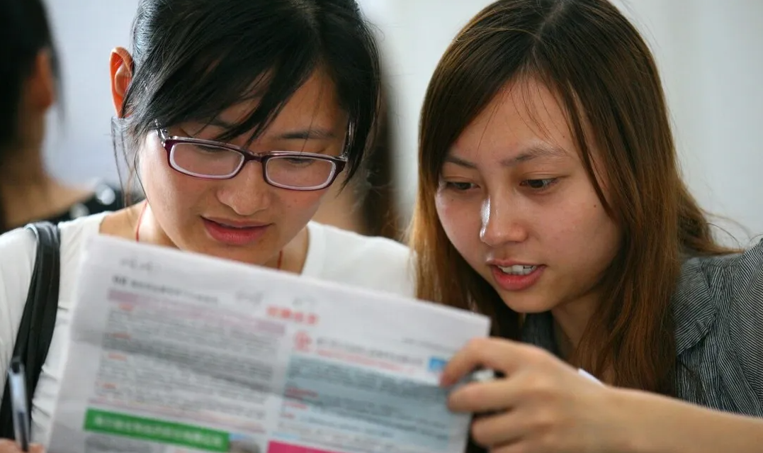 白象|“国货顶流”白象公开招聘了,五险一金是标配,薪资待遇叫人艳羡