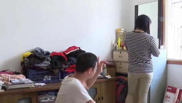 37岁丈夫一天喝5斤白酒,53岁妻子想离婚,听闻婆家要征收不离了