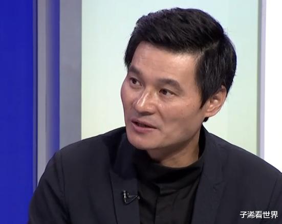 李霄鹏|晚上10点！国足名宿做出难得表态：李霄鹏遭打脸，球迷齐声点赞