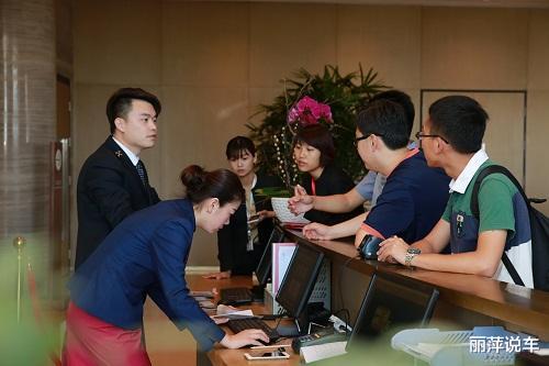 旅行社|深夜12点以后,酒店有“空房间”为何要说满房了?原来是这样