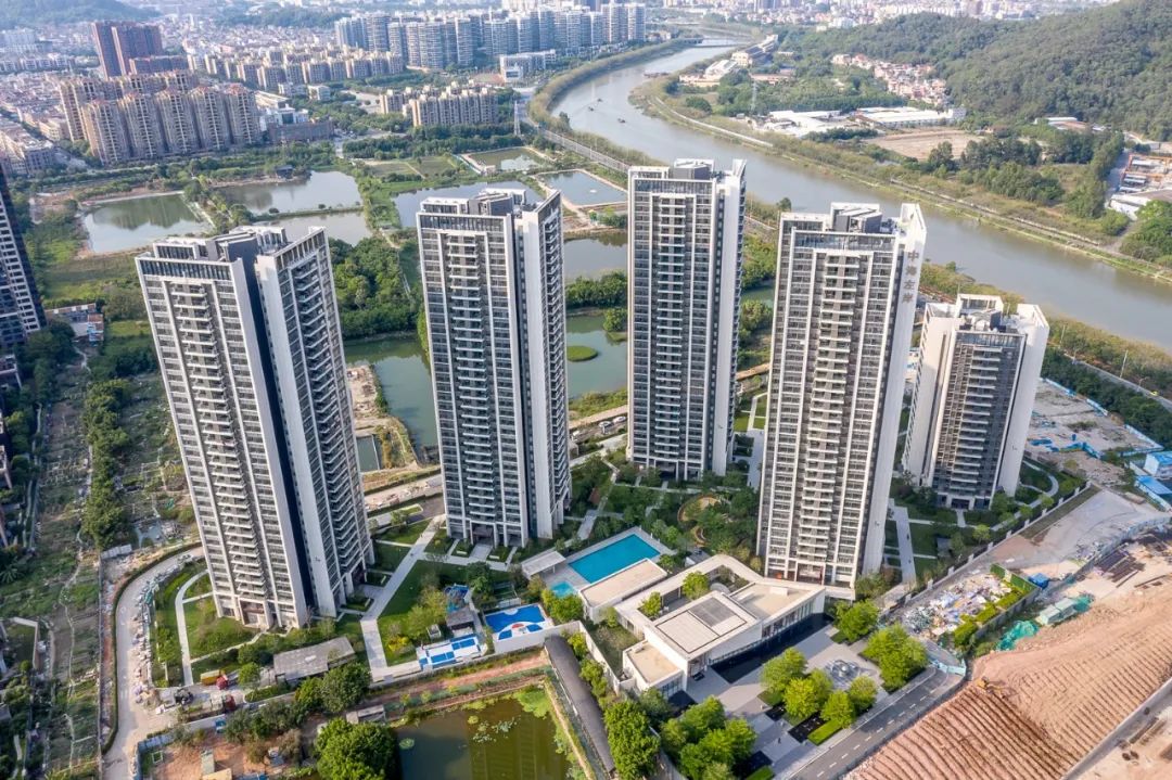 广州市|年轻人太狂了！首付不到100万，还想买广州江景房？